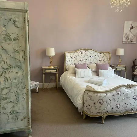 Lovely 1 Bed Flat In Victorian House 300m Seafront Appartamento *
